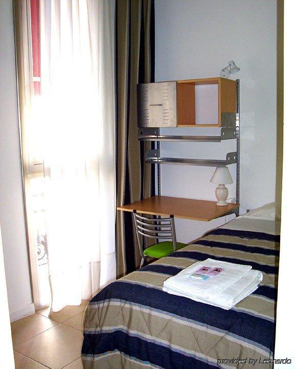 2055 Petit Hotel * Low Cost * Buenos Aires Room photo